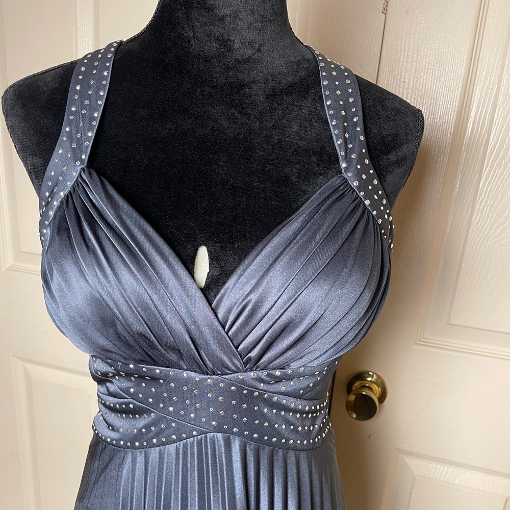 Betsy & Adam Strappy Beaded Maxi Prom/Bridesmaid Dress Size 6 - Picture 4 of 8